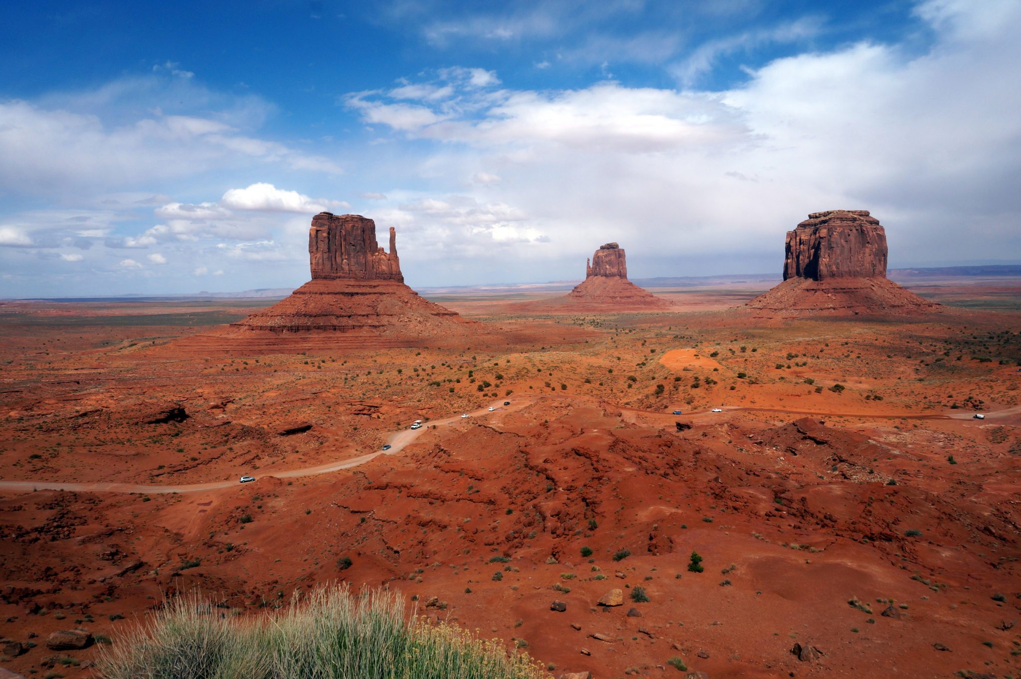 72 Monument valley